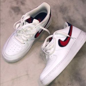 AIR FORCE 1 LVB youth 7 fits women’s 8.5/9
